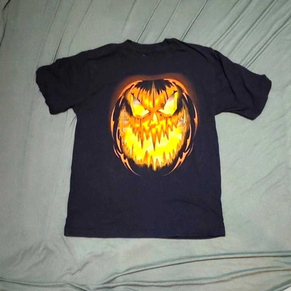 KIDS' Halloween Jack-o-lantern T-shirt  (*worn one time-like new condition*)